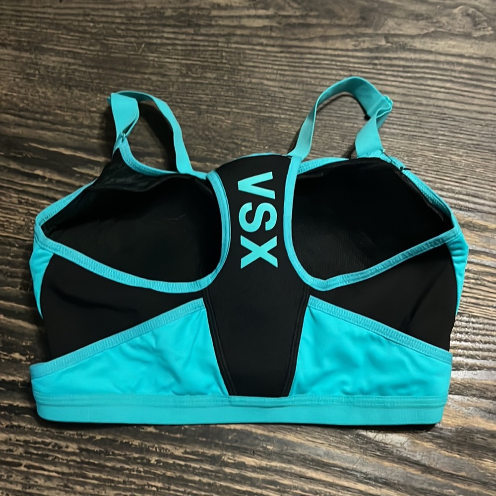 VSX sports bra 34C